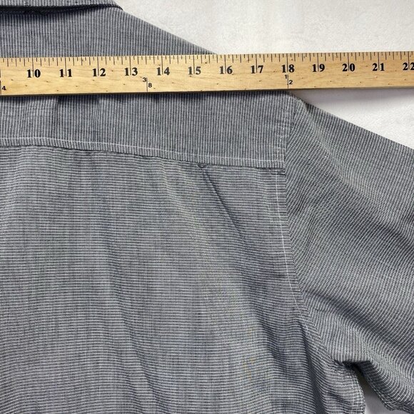 ECKO UNLTD Collar Button-Up Short Sleeve Shirt Men XL Gray Stripes Front Pockets - Picture 13 of 14